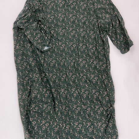 花柄ロングシャツ
