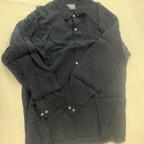黒長袖シャツ　　Lサイズ