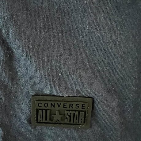 CONVRSE  Ｔシャツ　　紺色