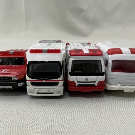 TOMICA　救急車セット