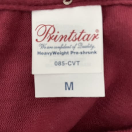 赤Tシャツ
