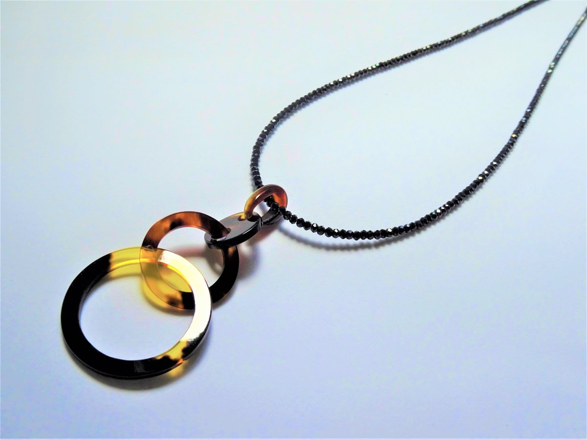 TORTOISEJEWELRYトータスジュエリー べっ甲 8Pダイヤバングル TORTOISEJEWELRYトータスジュエリー べっ甲 8Pダイヤバングル