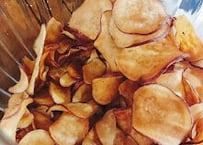 おさっち。(徳島さつまいもチップス)　Sweet potato chips