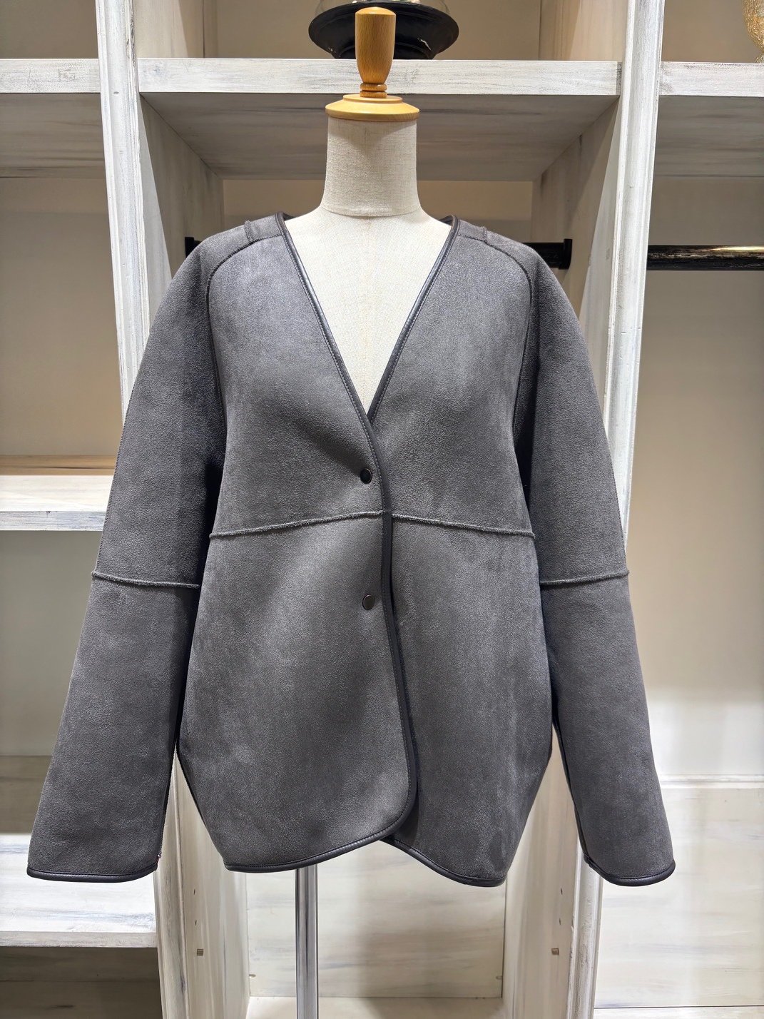 PASSIONE（パシオーネ）』リバーシブルショートボアコート | ルルド