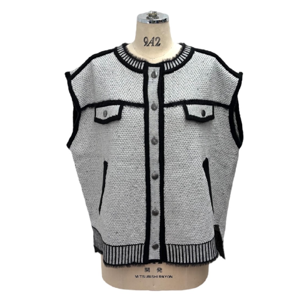 yyk☾.‎˖٭ 様　MUUET ミュエット　アイボリー タバードベスト ○大ヒットアイテム再来!!○生産枠限り○期間限定掲載【9/9 LIVE