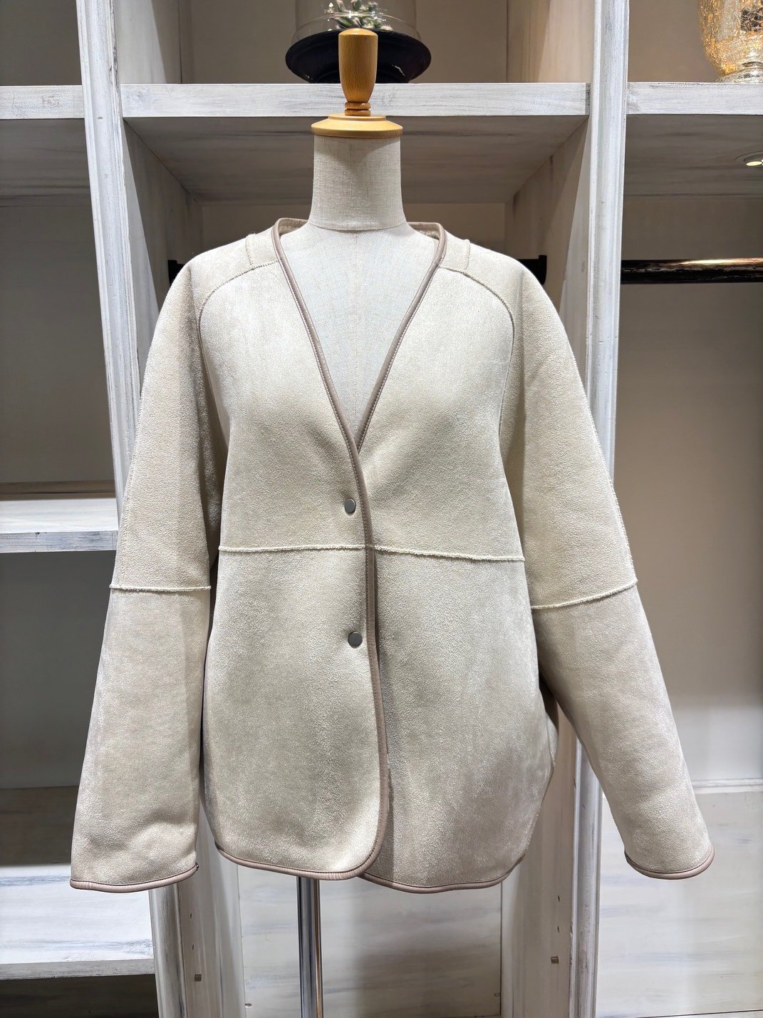 PASSIONE（パシオーネ）』リバーシブルショートボアコート | ルルド