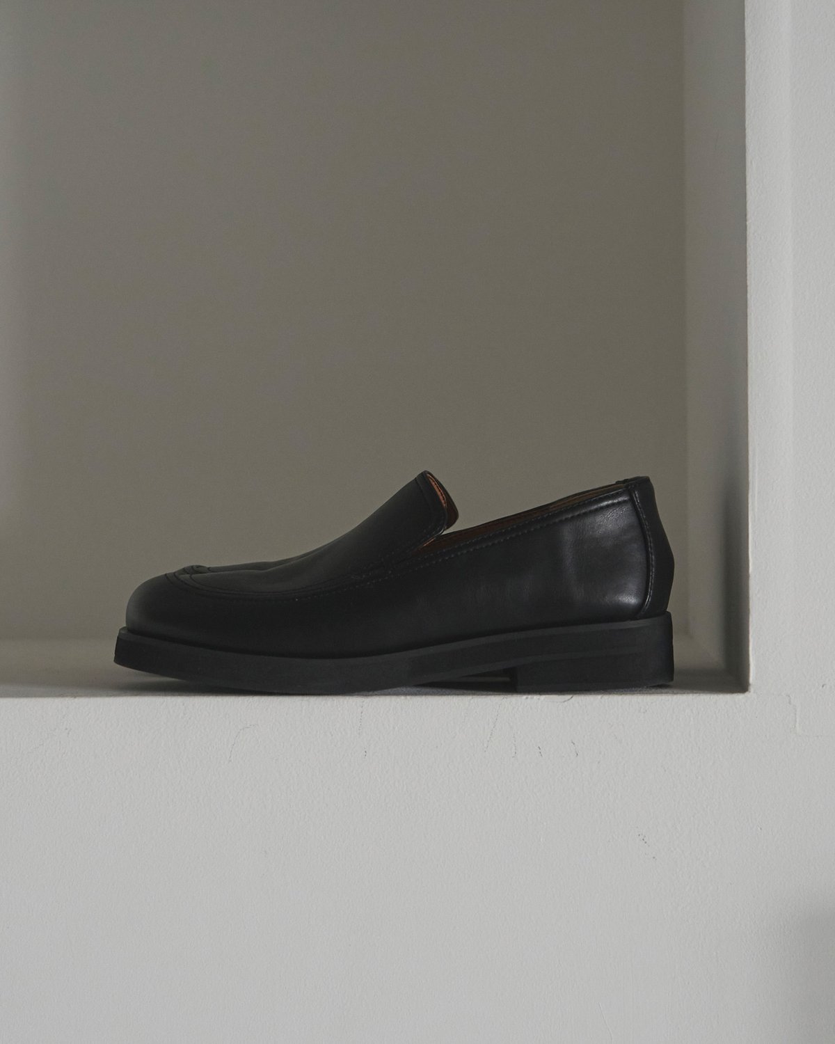 anuke（アンヌーク）』Ecoleather Loafers | ルルドオンライン LOU