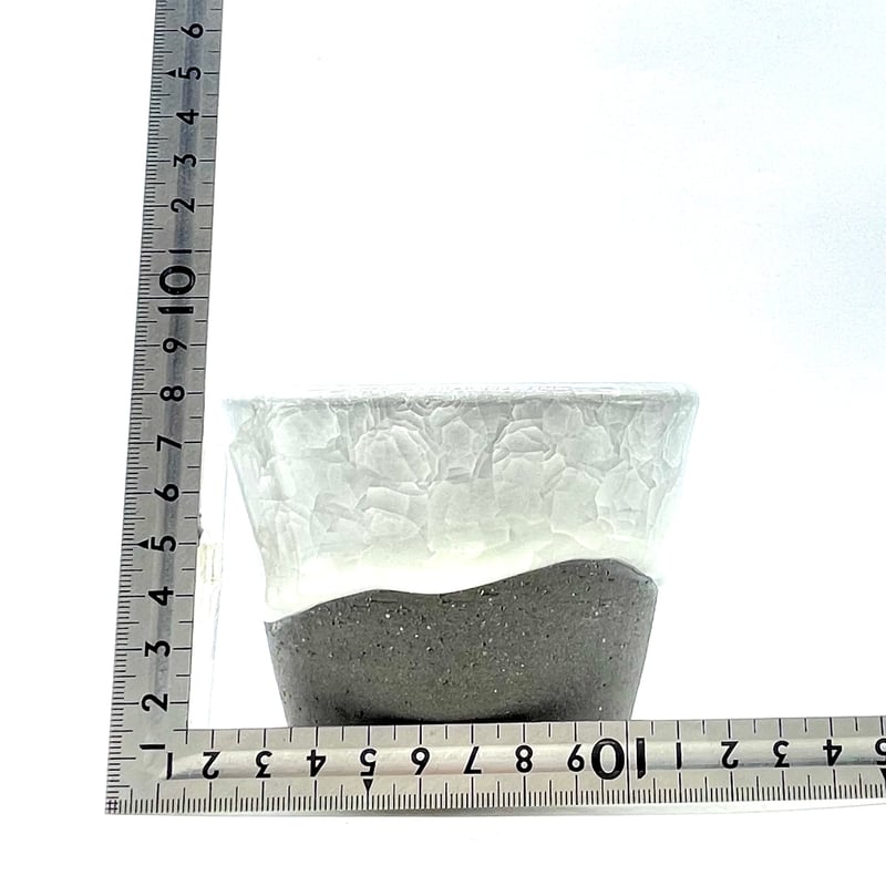 栁本美帆】 氷裂貫入植木鉢（P913） | LEO.