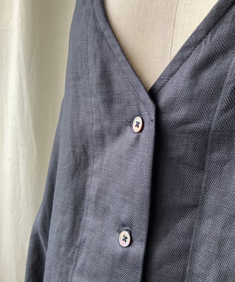 Aラインジレ（黒　ヘリンボーン）