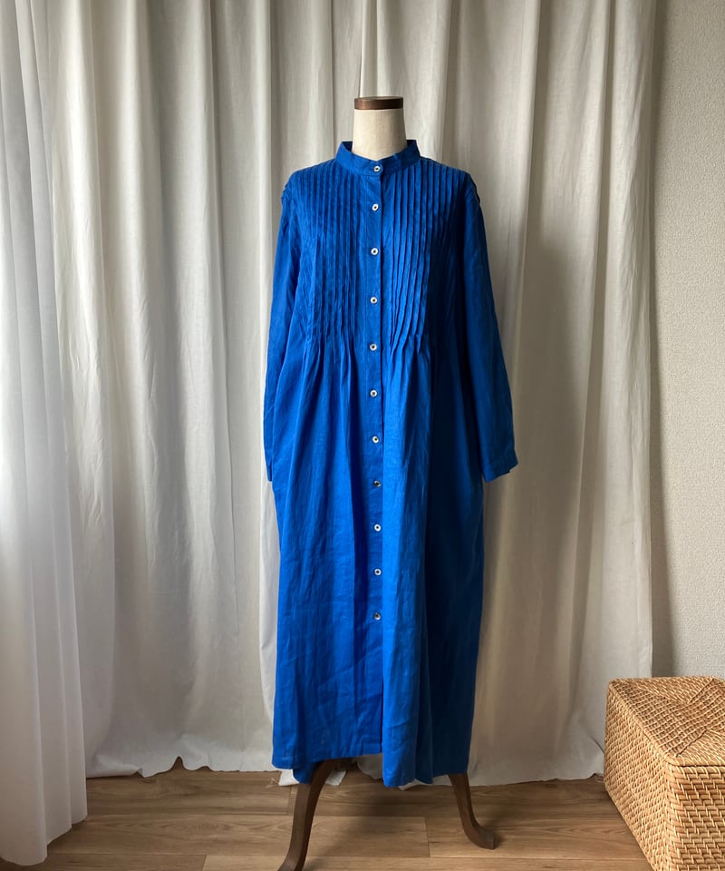 再入荷】スタンドカラーのピンタックロングワンピース（ロイヤル