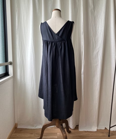 Aラインジレ（黒　ヘリンボーン）