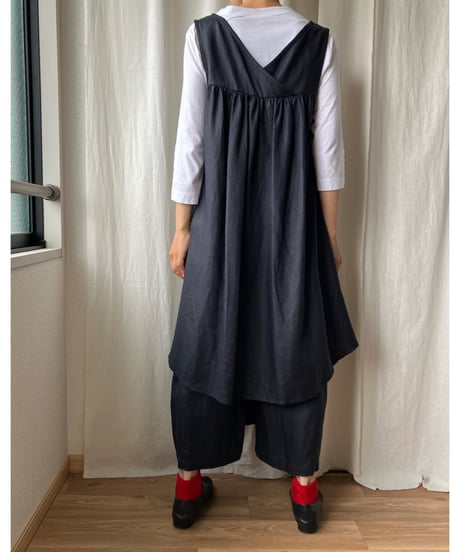 Aラインジレ（黒　ヘリンボーン）