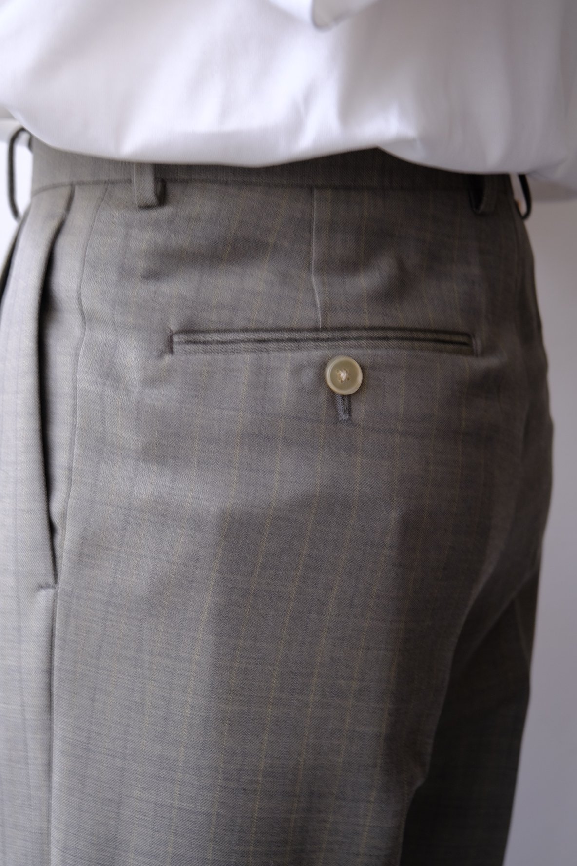 カ*ス様 AURALEE BLUEFACED WOOL TWO-TUCK SLA AURALEE | BLUEFACED WOOL TWO-TUCK SLACKS | VINC