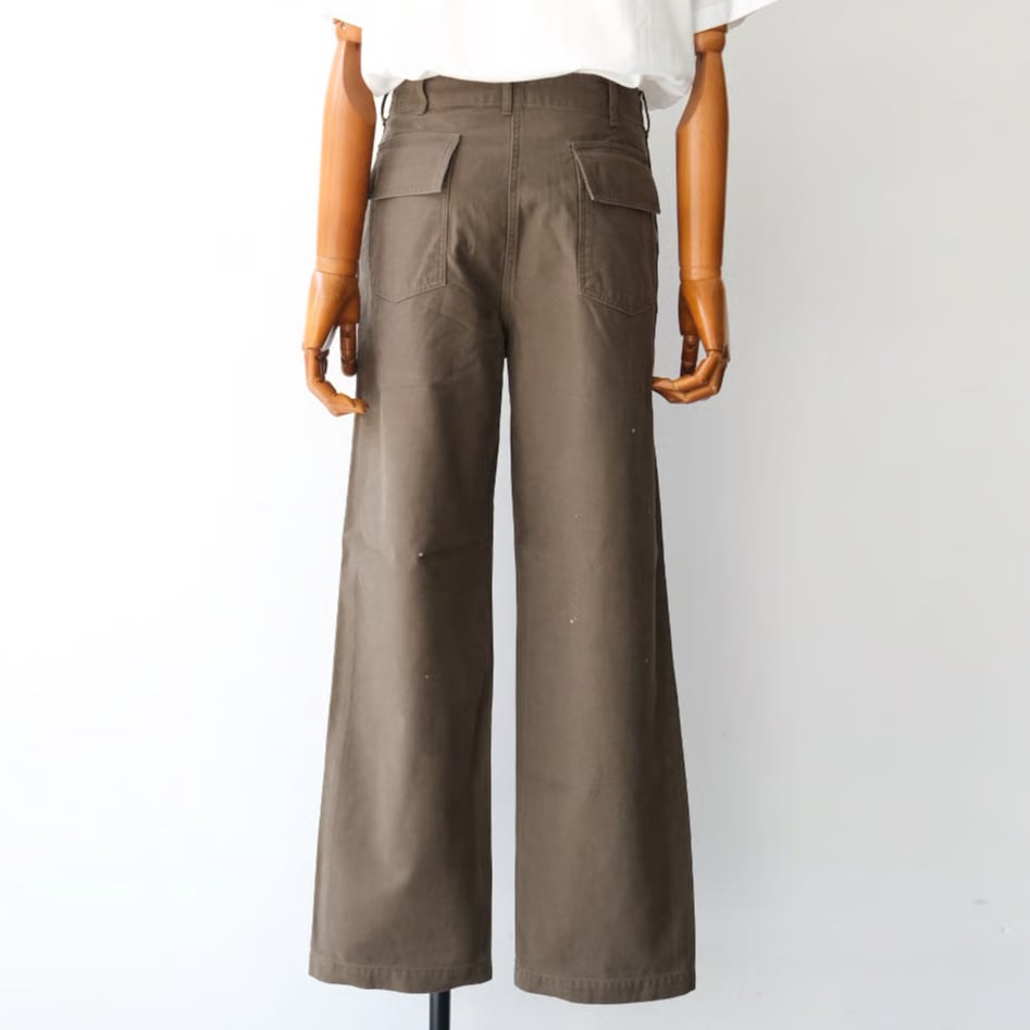 AURALEE｜WASHED BAGGY SATIN BLEACHED BAKER PANTS