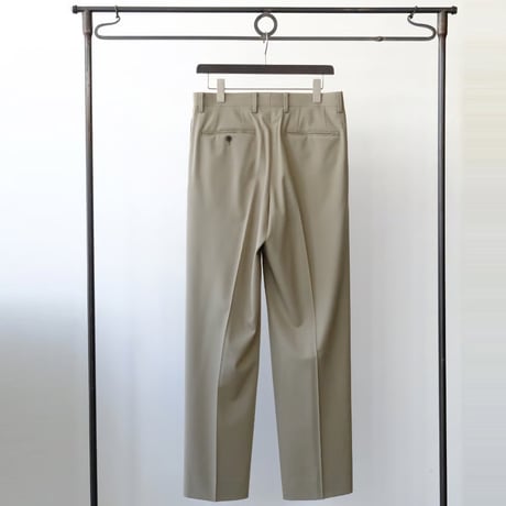 AURALEE｜ULTRA FINE TROPICAL WOOL TWO-TUCK SLACKS