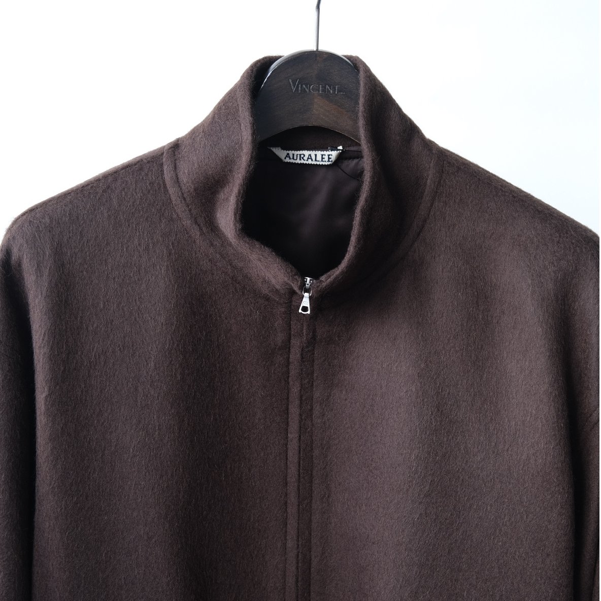 AURALEE｜BABY CAMEL FLANNEL ZIP BLOUSON | VINCEN