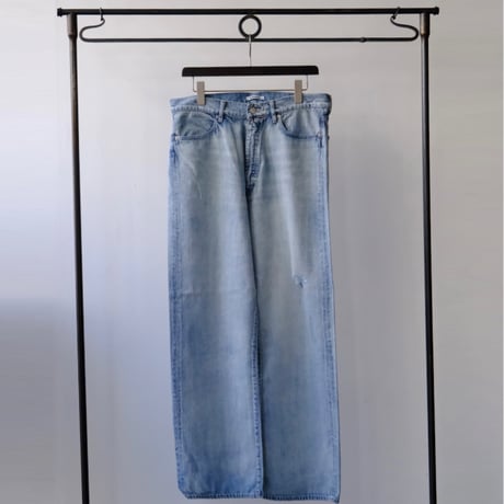 auralee | STORES