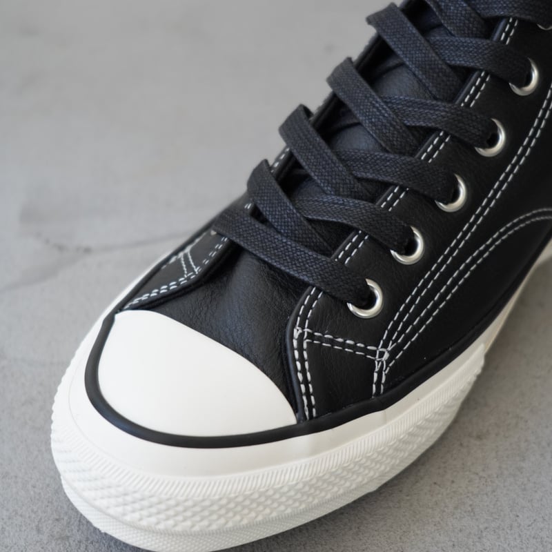 靴 CONVERSE ADDICT CHUCK TAYLOR LEATHER HI 2025 HOLIDAY COLLECTION】 CHUCK TAYLOR LEATHER HI ¥36,300