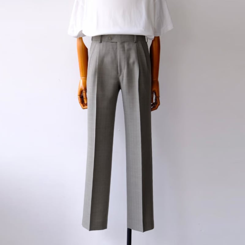AURALEE | BLUEFACED WOOL TWO-TUCK SLACKS | VINC