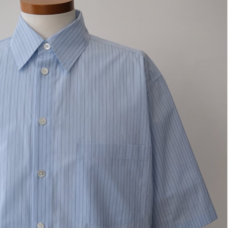 AURALEE|SUVIN HIGH COUNT CLOTH STRIPE HALF SLEE AURALEE|SUVIN HIGH COUNT CLOTH STRIPE HALF SLEE