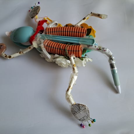 子ども作品：お花のトカちゃん（作：りつか）／支援者様のお手元にお届け