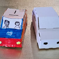 子ども作品：りっちゃん号（作：りつか）／支援者様のお手元にお届け