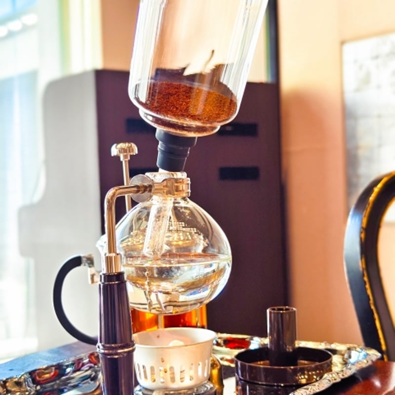 パプアニューギニア　極楽鳥とコーヒーの木　現地作家絵画 直火焙煎珈琲豆 パプアニューギニア 豆200g | 三河屋珈琲焙煎所