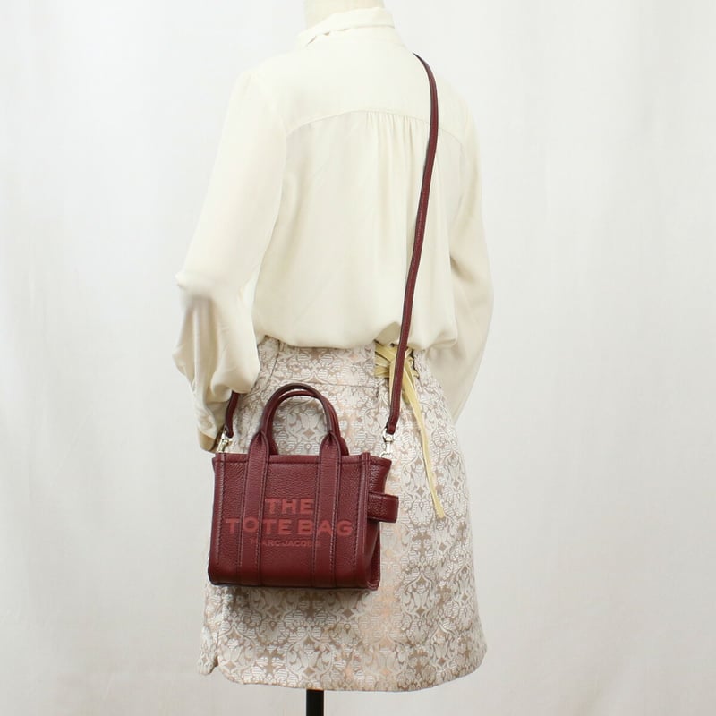 新品 マークジェイコブス マイクロ トート ショルダー 2WAYバッグ ボルドー 新品 マークジェイコブス マイクロ トート ショルダー 2WAY