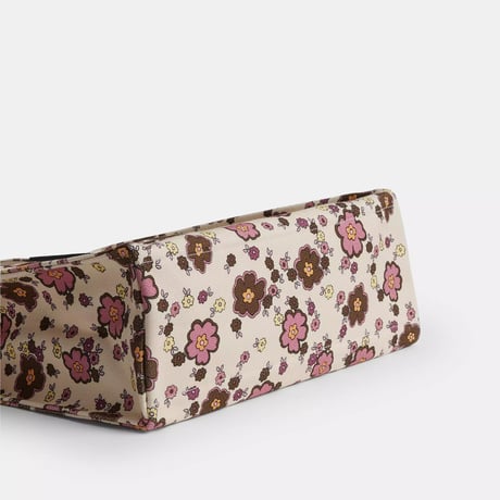 🎀コーチ COACH　キャンバス トート バッグ・フローラル プリント　CDW58 IMYTX