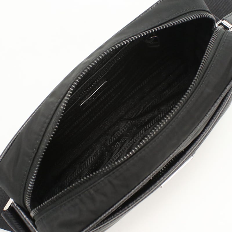 PRADA プラダ 斜め掛け サフィアーノレザー ショルダーバッグ