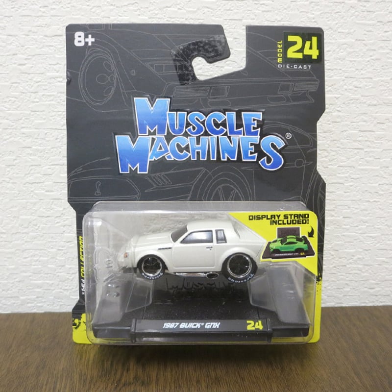 Muscle Machines 1:64 1987 Buick GNX White 【マッスル