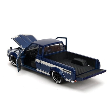 JADATOYS 1:24 JDM TUNERS 1972 Datsun 620 Pickup Truck ミニカー