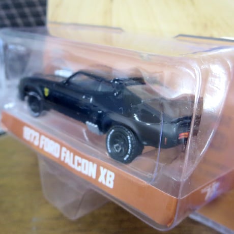1:64 MAD MAX LAST OF THE V8 INTERCEPTORS 1973 FORD FALCON XB【マッドマックス】ミニカー