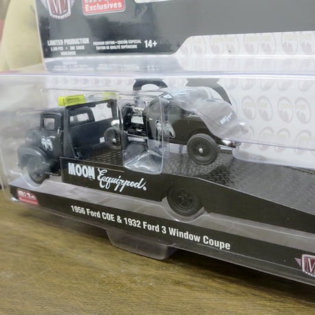 M2 MACHINES 1:64 MOON EQUIPPED 1956 Ford COE & 1932 Ford 3 Window Coupe 【ムーンアイズ】ミニカー