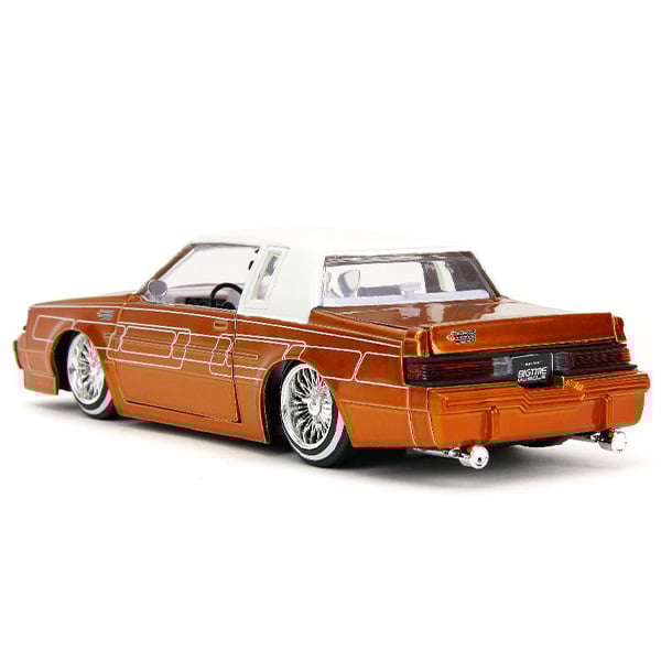 JADATOYS 1:24 BTM 1987 Buick Grand National ミニカ