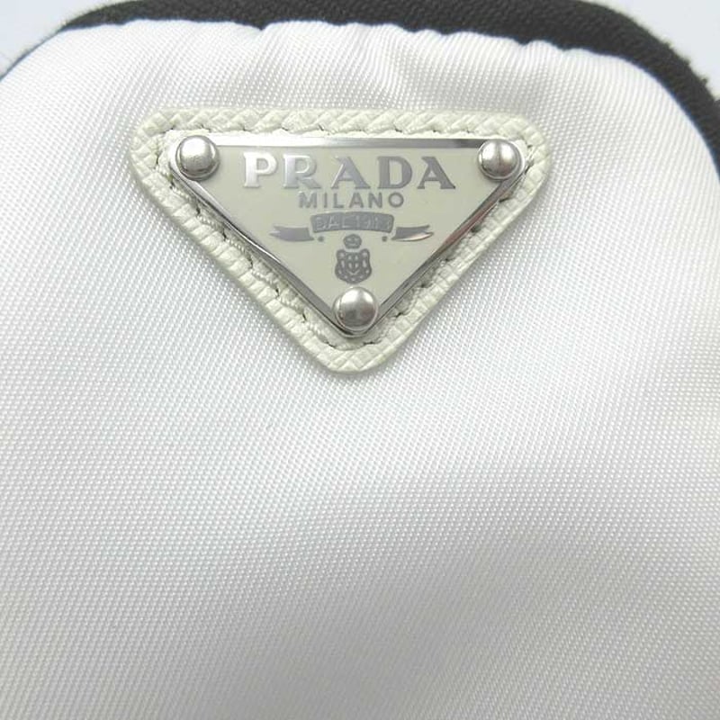 プラダ ポーチ PRADA ネックストラップ付 スマートフォンホルダー 
