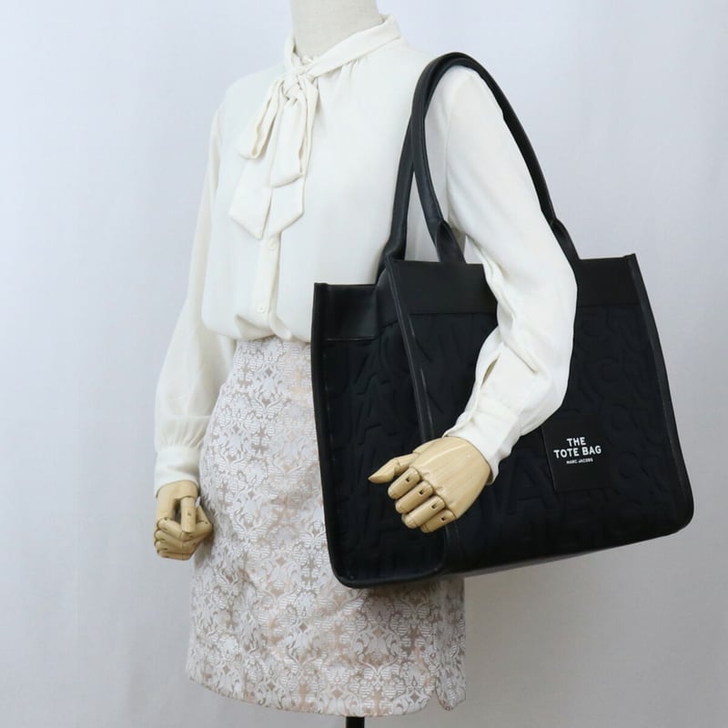 マークジェイコブス MARC JACOBS THE LARGE TOTE トートバッグ ブラン