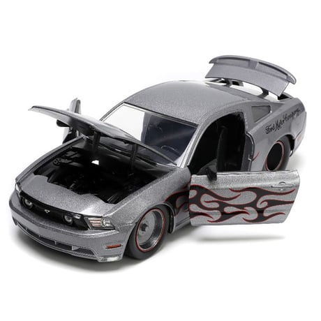 JADATOYS 1:24 BTM 2010 Ford Mustang GT ミニカー