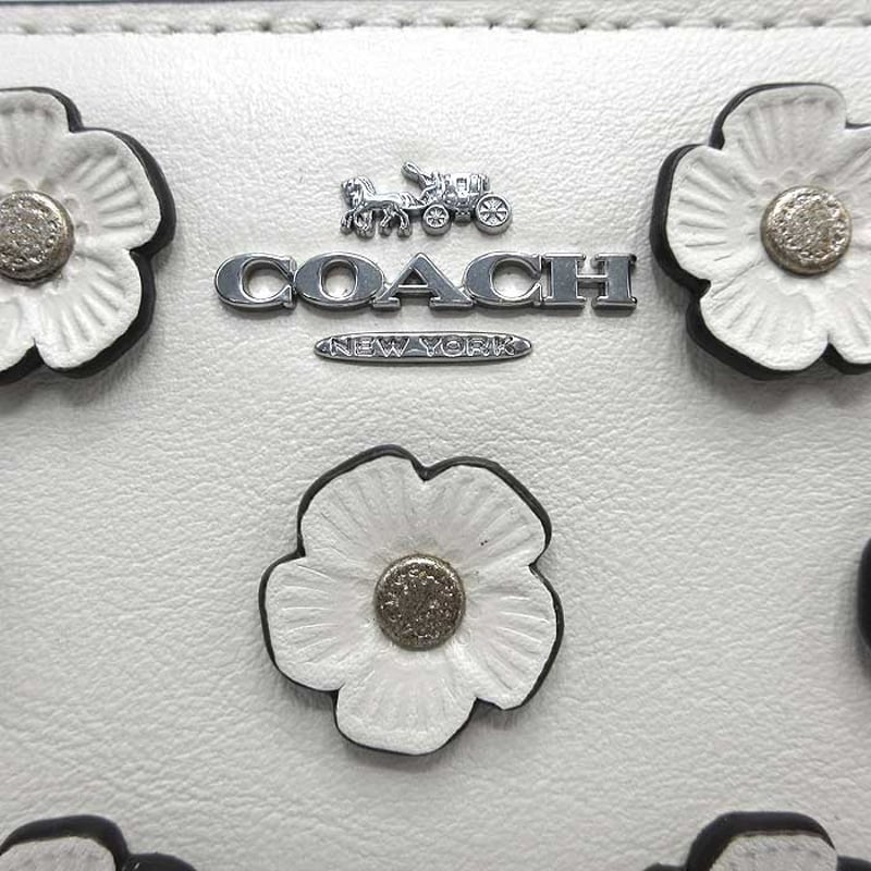 新商品　COACH　コーチ　折り財布　フローラルアップリケ　正規品 新商品 COACH コーチ 折り財布 フローラルアップリケ 正規品