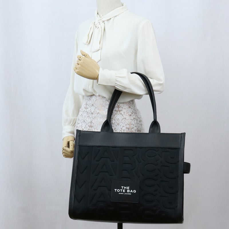 マークジェイコブス MARC JACOBS THE LARGE TOTE トートバッグ ブラン
