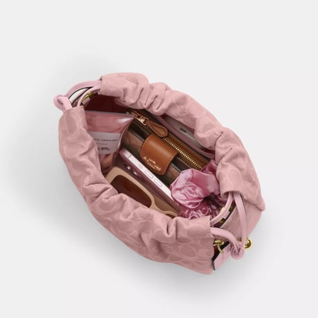 🎀コーチ COACH　フェイ ドローストリング バッグ・シグネチャー デニム　CFD03 IMNH1