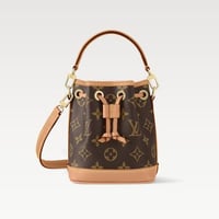 es)Louis Vuitton M62159 ポルトフォイユ・カプシーヌ コンパクト |  