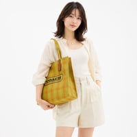 🎀コーチ COACH　キャンバス トート バッグ・プラッド プリント　CDW61 IMYU0