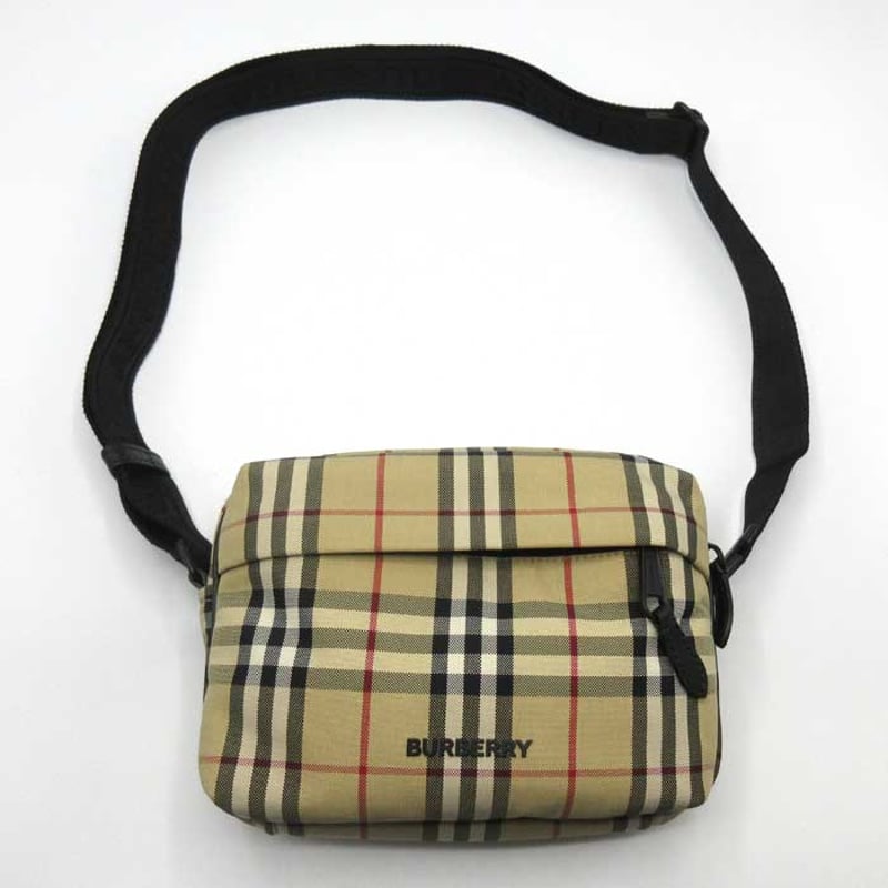 【新品】Burberry ショルダーバッグ　パディバッグ　カメラバッグ　バーバリー BURBERRY（バーバリー） 《クーポン》バーバリーショルダーバッグ