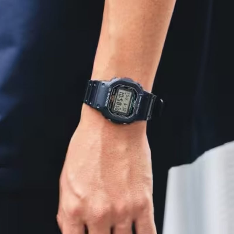 カシオ CASIO G-SHOCK DW-5600UE-1JF 腕時計 ブラック クオーツ デ