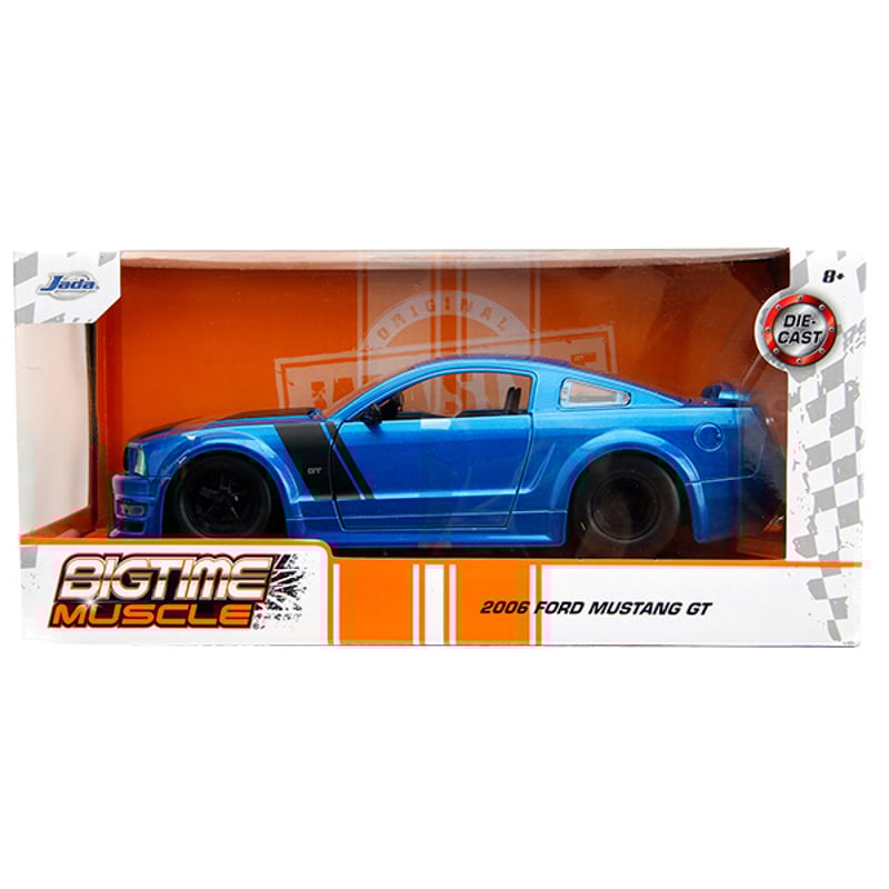BTM 2006 Ford Mustang GT ミニカー JADA DUB BTM 2006 FORD MUSTANG GT WHITE 3dCARBON 1:24