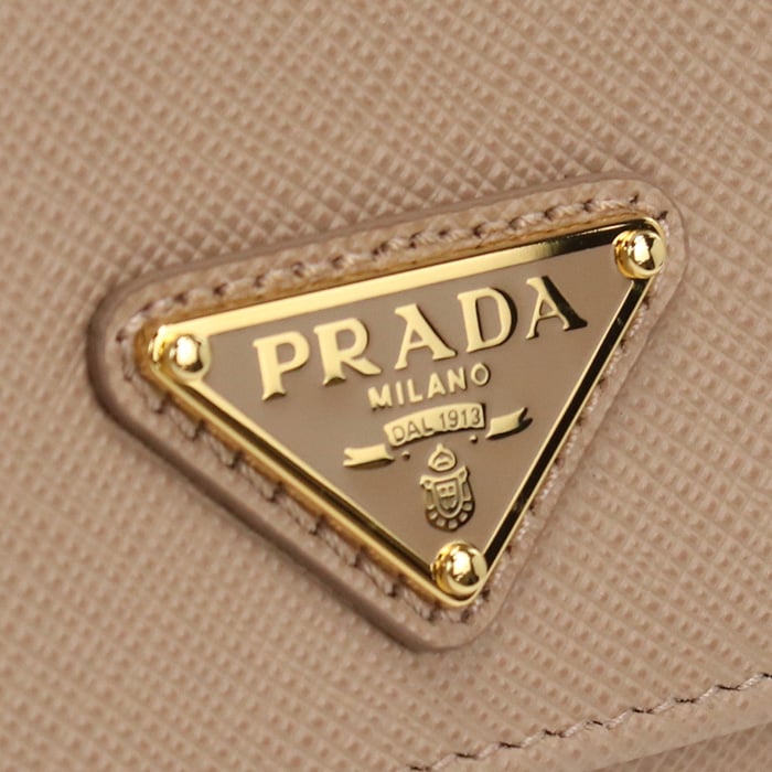 プラダ PRADA 三つ折り財布 小銭入付き トライアングルロゴ