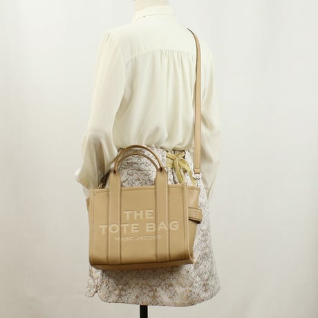 マークジェイコブス MARC JACOBS MINI TRAVELER TOTE トートバッグ　ブランド H009L01SP21　230 CAMEL ベージュ系