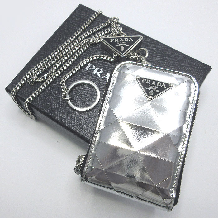プラダ ポーチ PRADA チェーンネックストラップ キーリング付き プラダ ポーチ PRADA チェーンネックストラップ キーリング付き