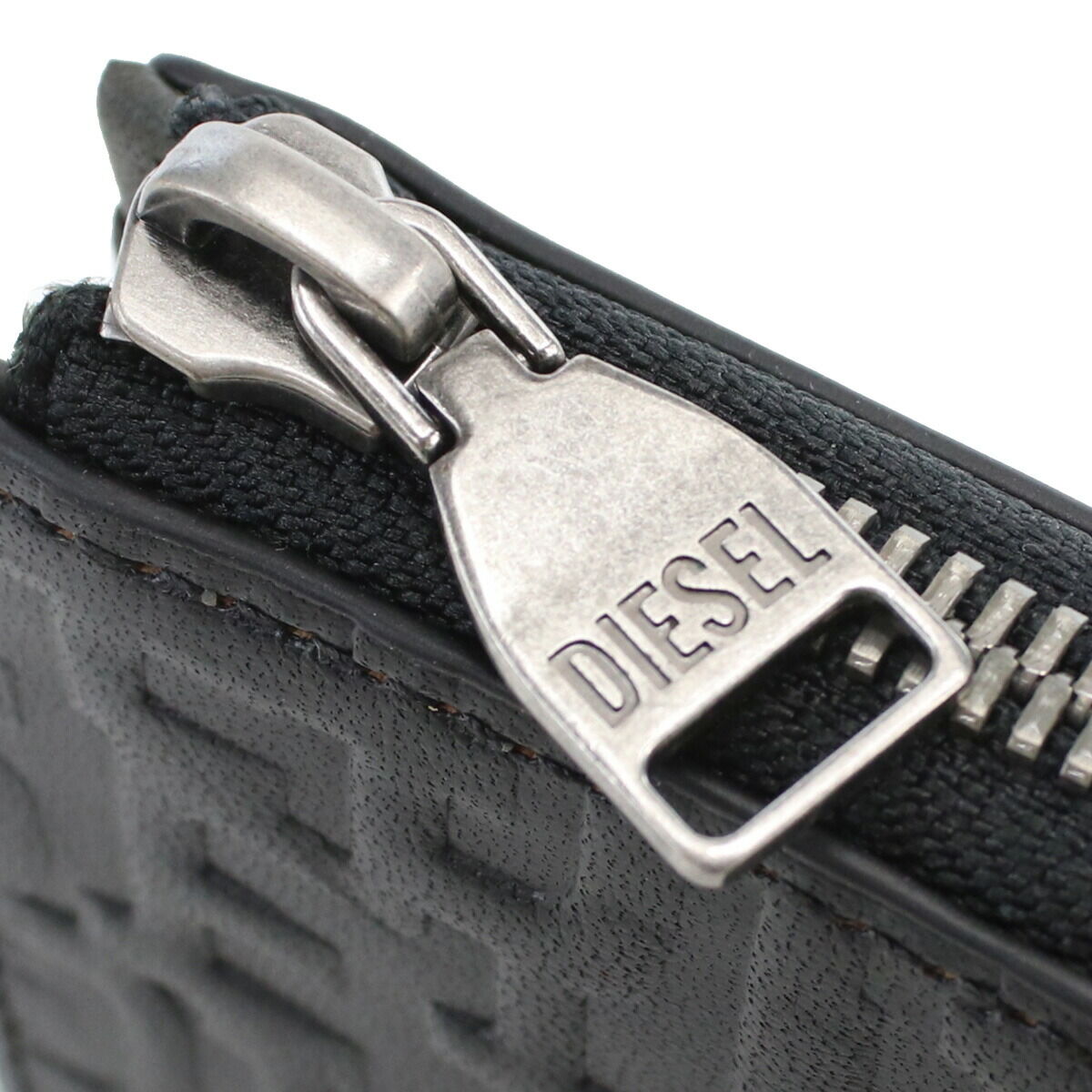 ディーゼル DIESEL キーリング付小銭入れ 財布 ブランド X09339 ディーゼル DIESEL キーリング付小銭入れ 財布 ブランド X09339